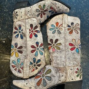 Miss Macie "Whoop Si Daisy" Metallic Floral Cutout Western Heeled Boots